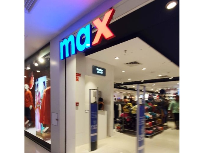 Max opens mega store in Thane